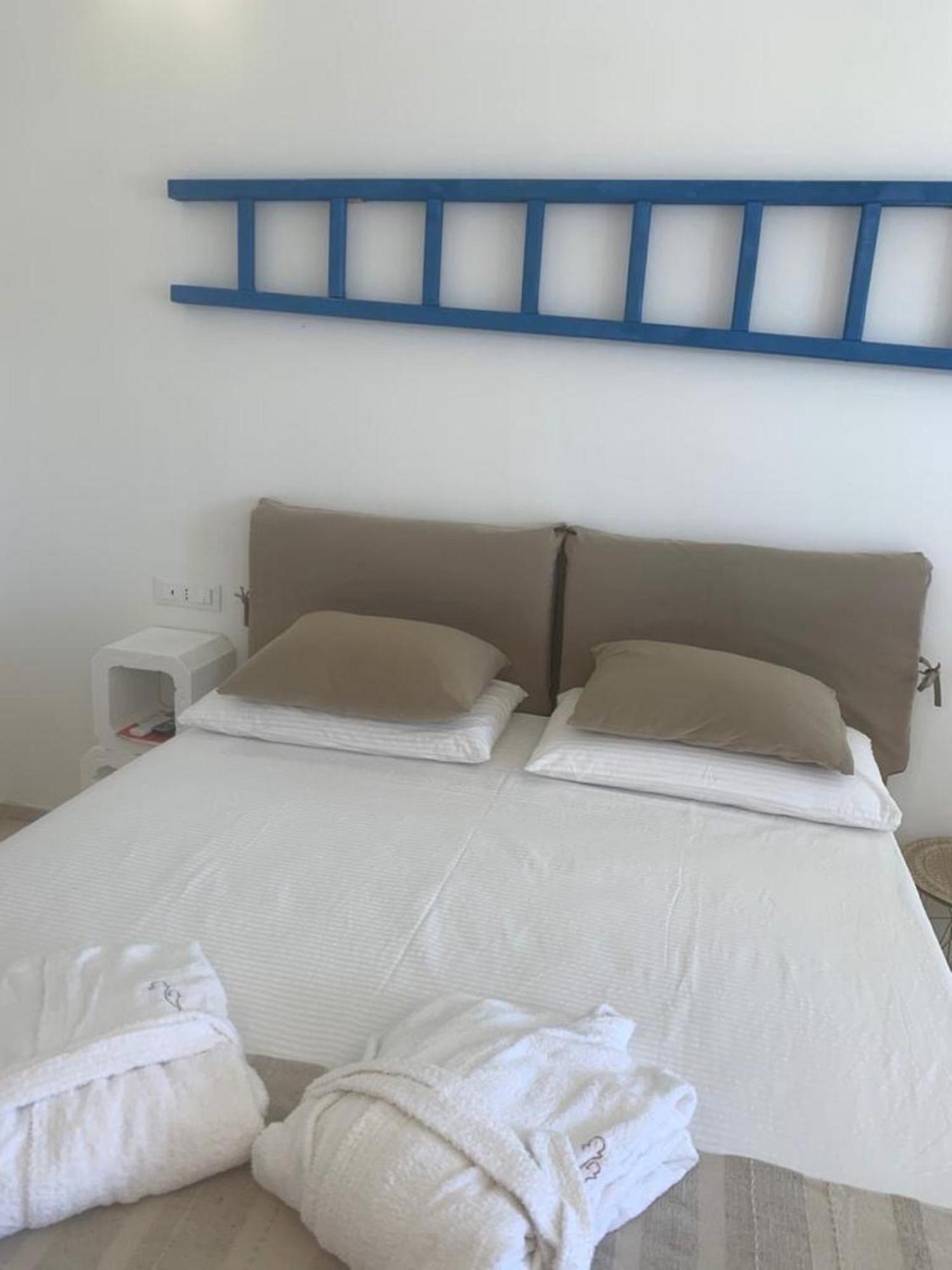 Feudi Mandolivo Bed & Breakfast Ostuni Exterior photo